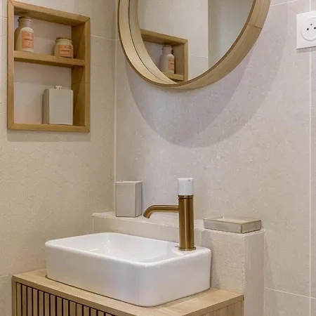 8 Rue Du Marché Forville By Halldis Appartement