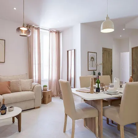 8 Rue Du Marche Forville By Halldis * Κάννες